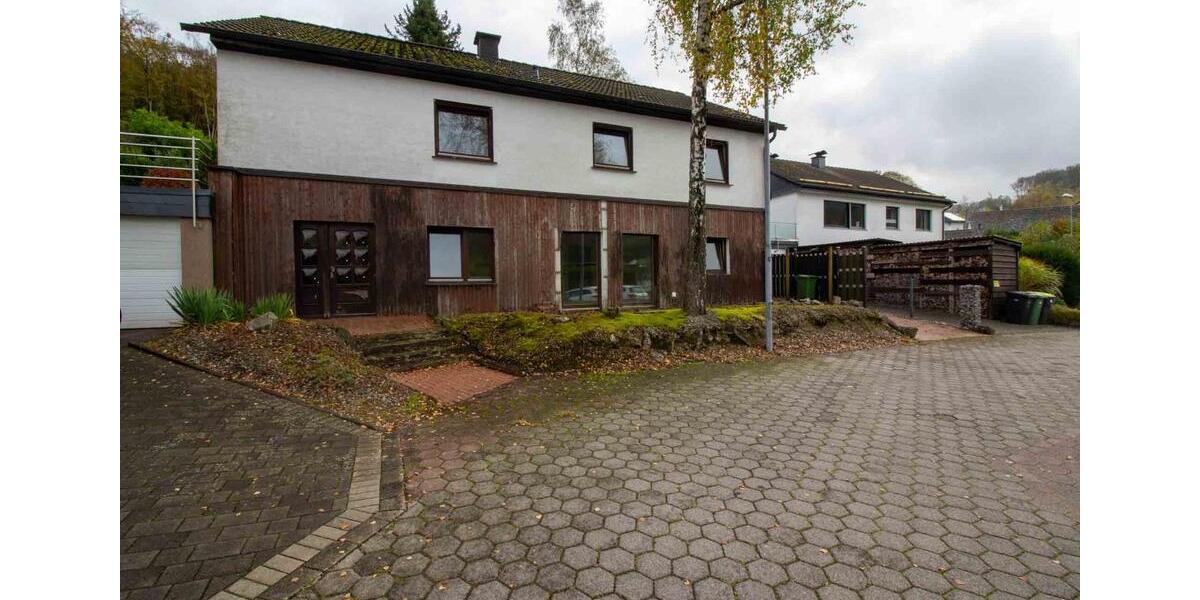 Einfamilienhaus Herscheid - 6 Zimmer, 173 m&sup2;, 169.000&euro; | Angebot:24753383