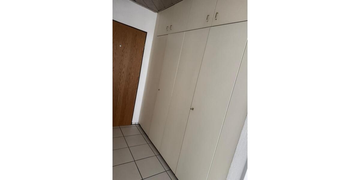 Etagenwohnung Hagen Hohenlimburg - 3 Zimmer, 84 m&sup2;, 850&euro; | Angebot:25875961