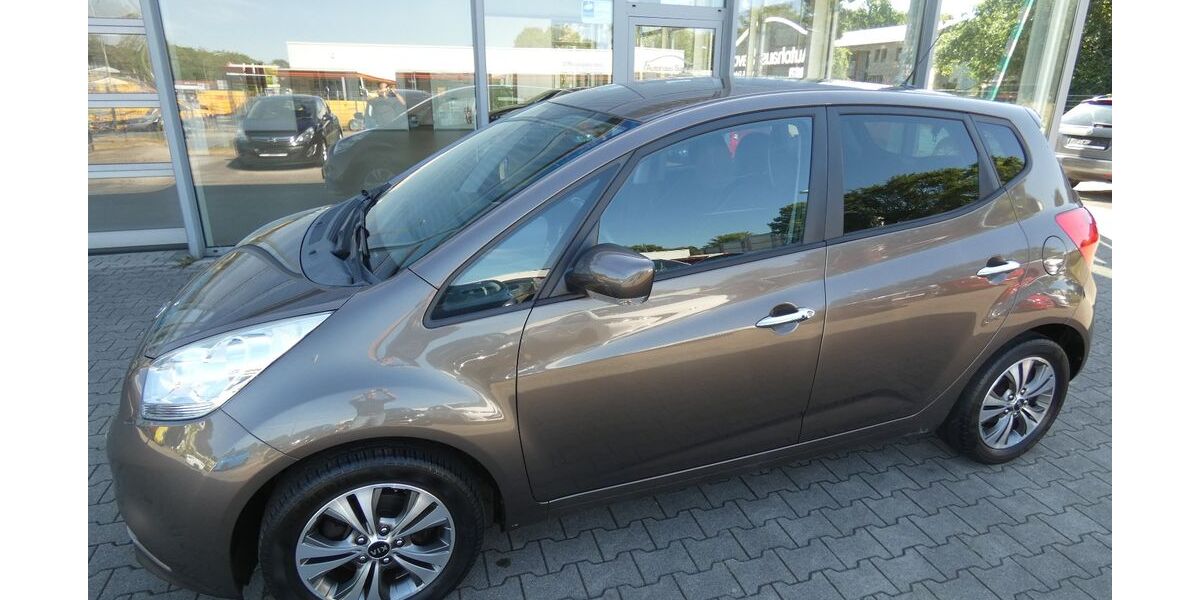 Kia Venga 103.000 km 6.490 &euro; Bergkamen 59192
