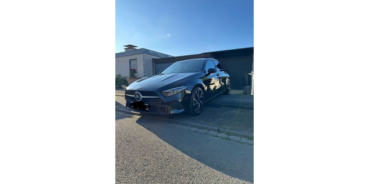 Mercedes-Benz A 180 17.417 km 29.275 &euro; Arnsberg 59821