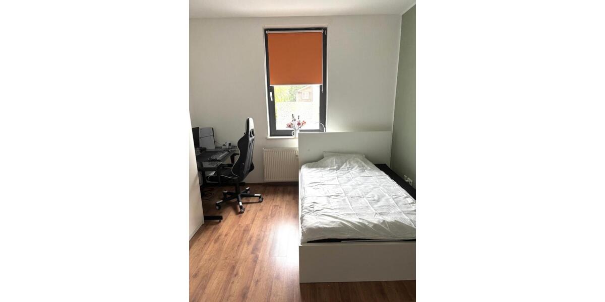Etagenwohnung Dortmund Hörde - 4 Zimmer, 107 m&sup2;, 1.200&euro; | Angebot:26648879