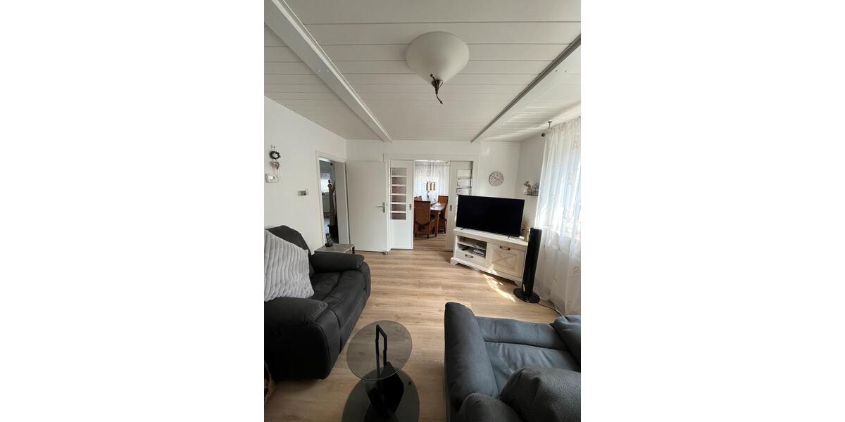 Einfamilienhaus Unna Hemmerde - 8 Zimmer, 198 m&sup2;, 300.000&euro; | Angebot:27284301