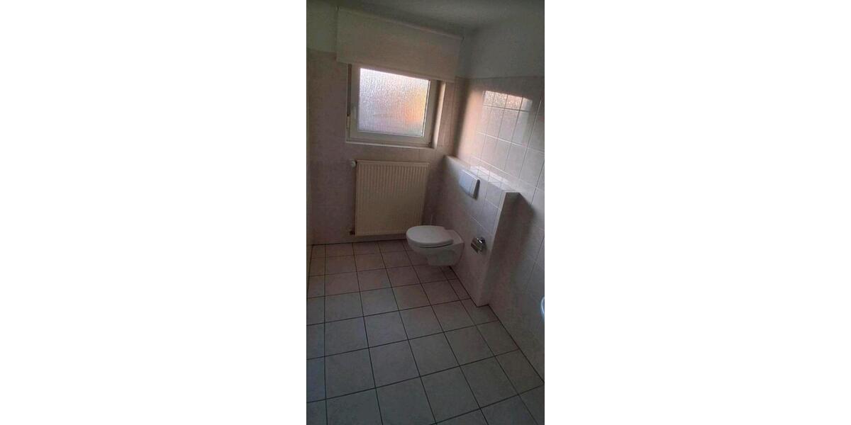 Einfamilienhaus Sundern (Sauerland) - 8 Zimmer, 270 m&sup2;, 1.850&euro; | Angebot:25821150