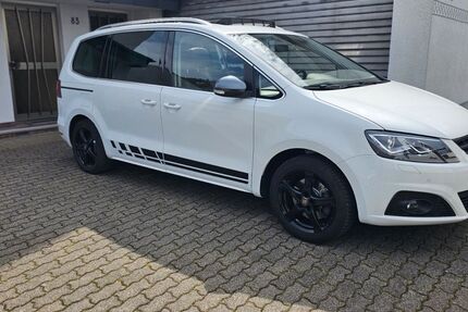 Seat Alhambra 111.415 km 22.990 &euro; Iserlohn 58642