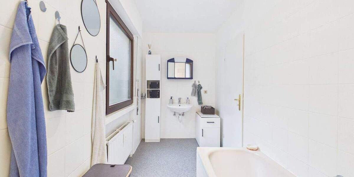 Etagenwohnung Iserlohn Zentrum - 2 Zimmer, 58 m&sup2;, 119.000&euro; | Angebot:25970464