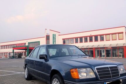 Mercedes-Benz 230 98.500 km 6.000 &euro; Dortmund 44329