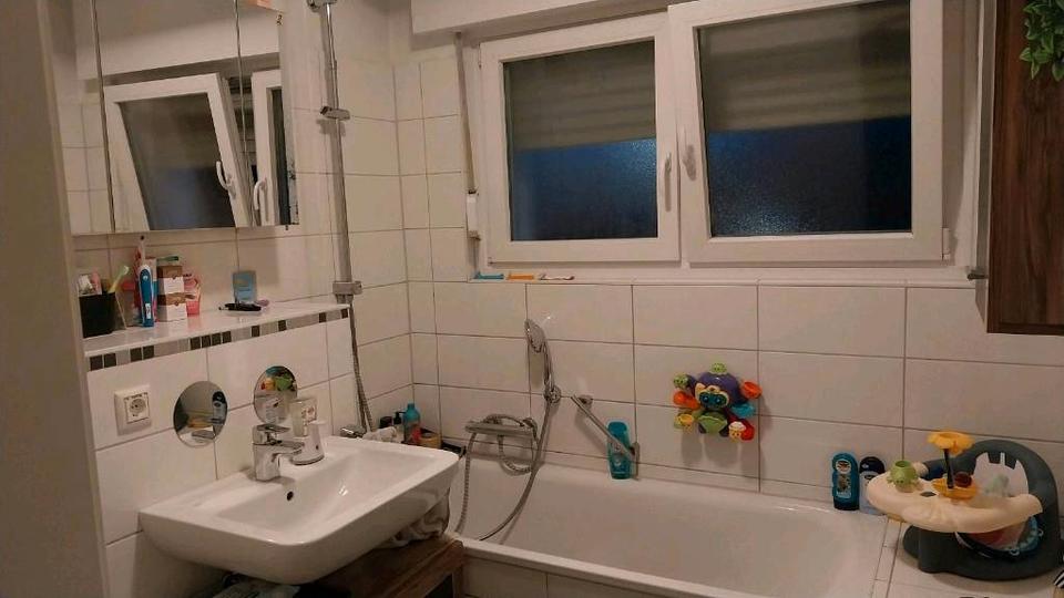 Erdgeschoßwohnung Dortmund Hombruch - 3 Zimmer, 76 m&sup2;, 472&euro; | Angebot:26023930