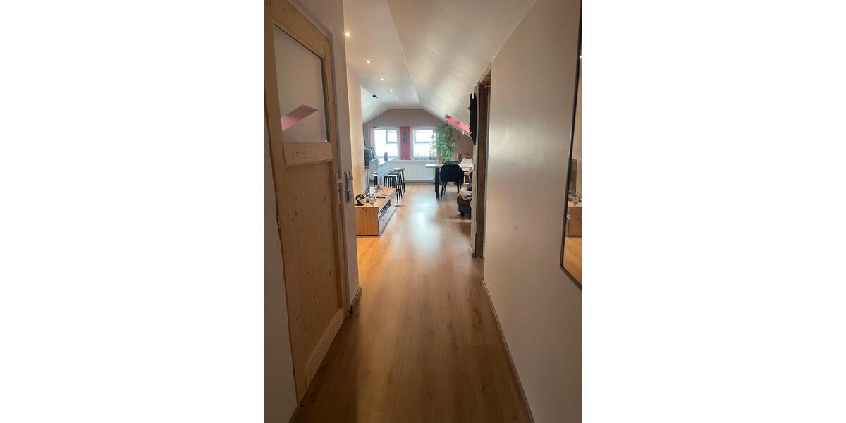 Dachgeschoßwohnung Altena - 3 Zimmer, 66 m&sup2;, 700&euro; | Angebot:26646042