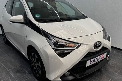 Toyota Aygo (X) 63.200 km 9.900 &euro; Plettenberg 58840