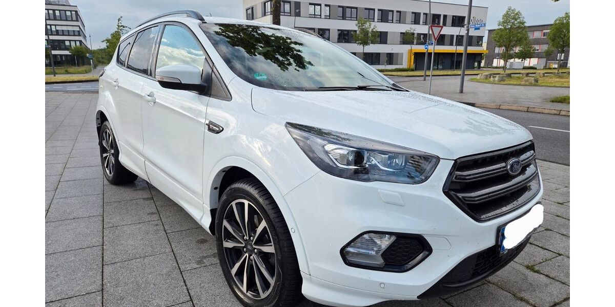 Ford Kuga 114.584 km 12.990 &euro; Dortmund 44263