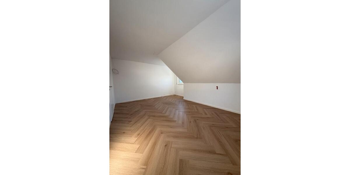 Etagenwohnung Hemer - 3 Zimmer, 76 m&sup2;, 830&euro; | Angebot:24847603