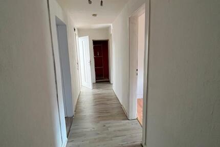 Wohnung Hagen Hagen-Mitte - 3.5 Zimmer, 85 m&sup2;, 830&euro; | Angebot:26604533