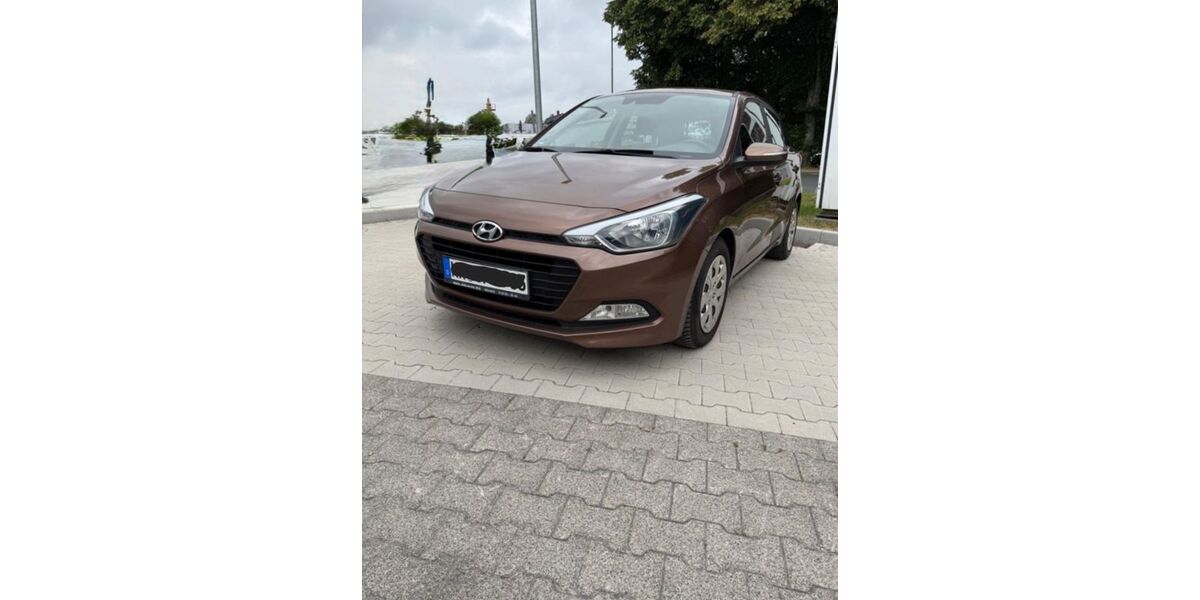 Hyundai i20 199.699 km 4.599 &euro; Herscheid 58849