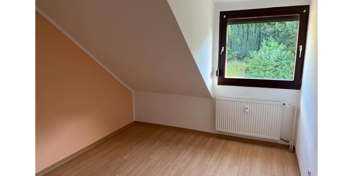 Dachgeschoßwohnung Ennepetal - 2.5 Zimmer, 100 m&sup2;, 980&euro; | Angebot:25903473