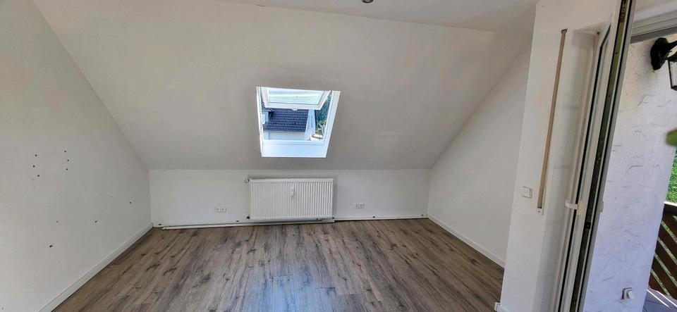 Etagenwohnung Sundern (Sauerland) - 3 Zimmer, 85 m&sup2;, 730&euro; | Angebot:26567472