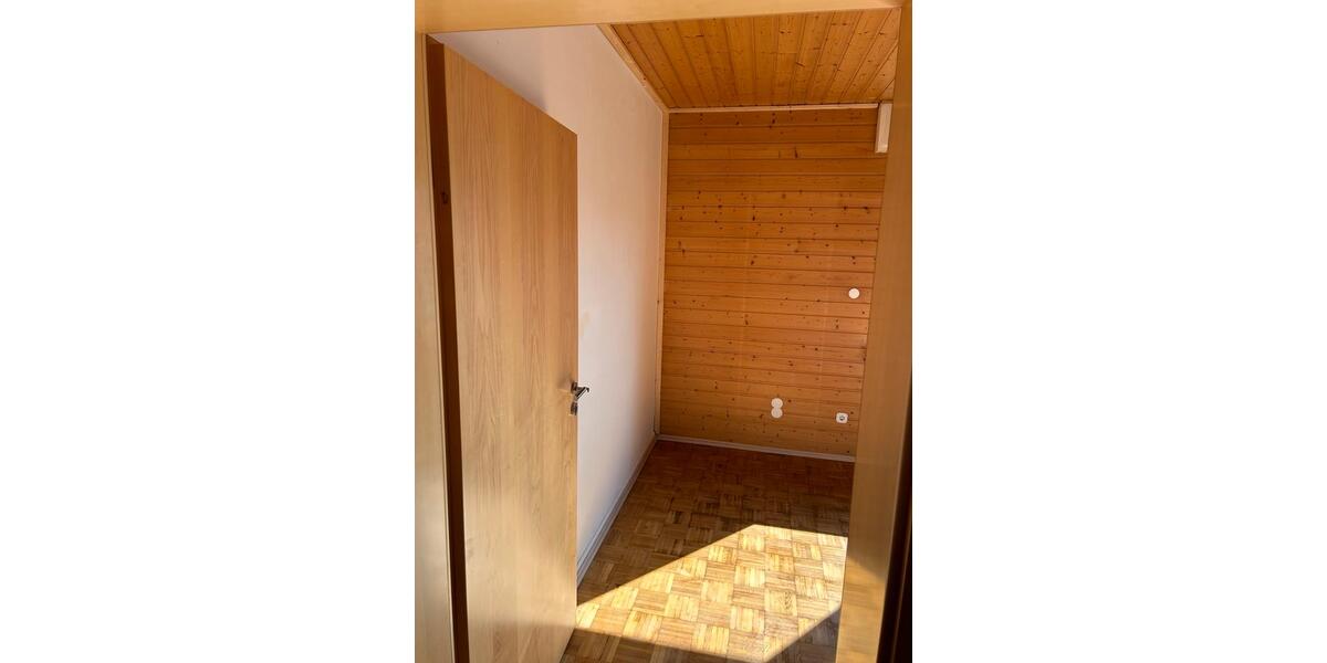 Etagenwohnung Kamen - 3.5 Zimmer, 110 m&sup2;, 1.250&euro; | Angebot:26532642