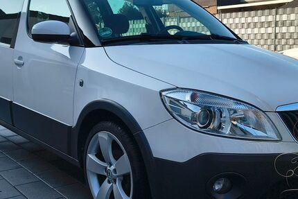 Skoda Roomster 69.000 km 6.850 &euro; Bergkamen 59192