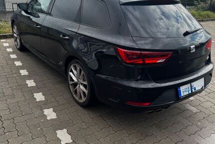 Seat Leon 90.500 km 15.699 &euro; Hagen 58097