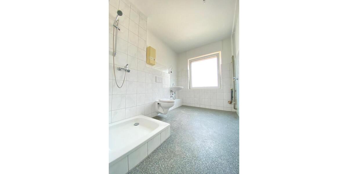 Etagenwohnung Iserlohn - 2 Zimmer, 77 m&sup2;, 520&euro; | Angebot:24695893