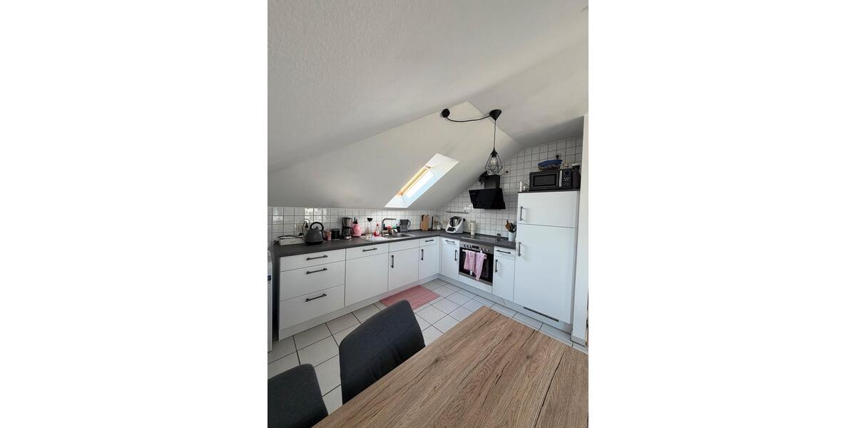 Dachgeschoßwohnung Lünen - 2.5 Zimmer, 53 m&sup2;, 700&euro; | Angebot:26489845