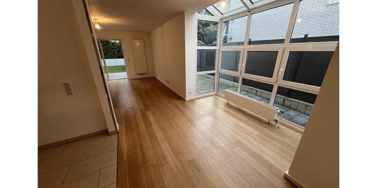 Doppelhaushälfte Dortmund Hombruch - 5 Zimmer, 185 m&sup2;, 2.300&euro; | Angebot:25245632