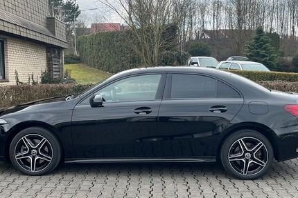 Mercedes-Benz A 250 124.911 km 22.000 &euro; Arnsberg 59757