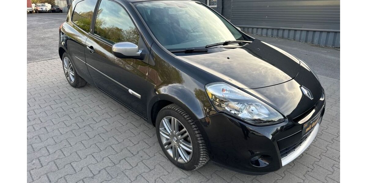 Renault Clio 98.500 km 4.990 &euro; Dortmund 44319
