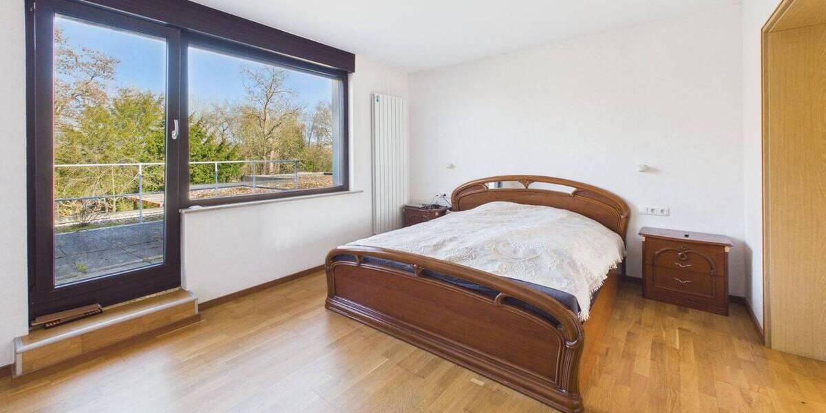 Einfamilienhaus Dortmund Scharnhorst - 9 Zimmer, 220 m&sup2;, 699.000&euro; | Angebot:25938781