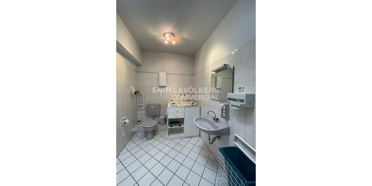 Gewerbeobjekt Lüdenscheid - 2.600&euro; | Angebot:24769860