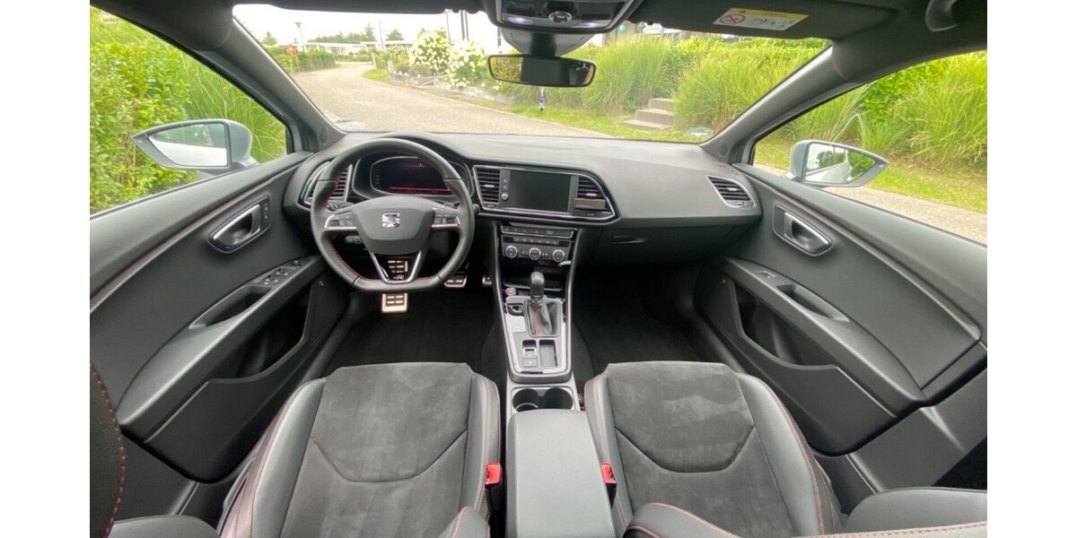 Seat Leon 63.700 km 21.000 &euro; Dortmund 44135