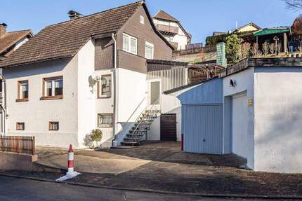 Haus Sundern / Hachen Hachen - 6 Zimmer, 115 m&sup2;, 199.000&euro; | Angebot:25729204