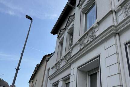 Haus Neuenrade - 13 Zimmer, 392 m&sup2;, 469.000&euro; | Angebot:26494296