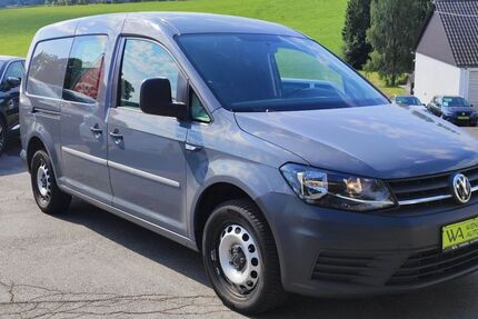 VW Caddy 124.746 km 13.995 &euro; Halver 58553