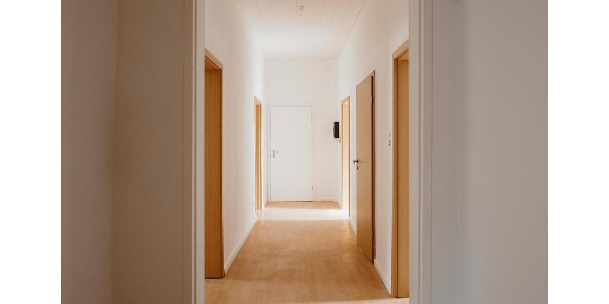 Etagenwohnung Werdohl - 4 Zimmer, 97 m&sup2;, 690&euro; | Angebot:25874672