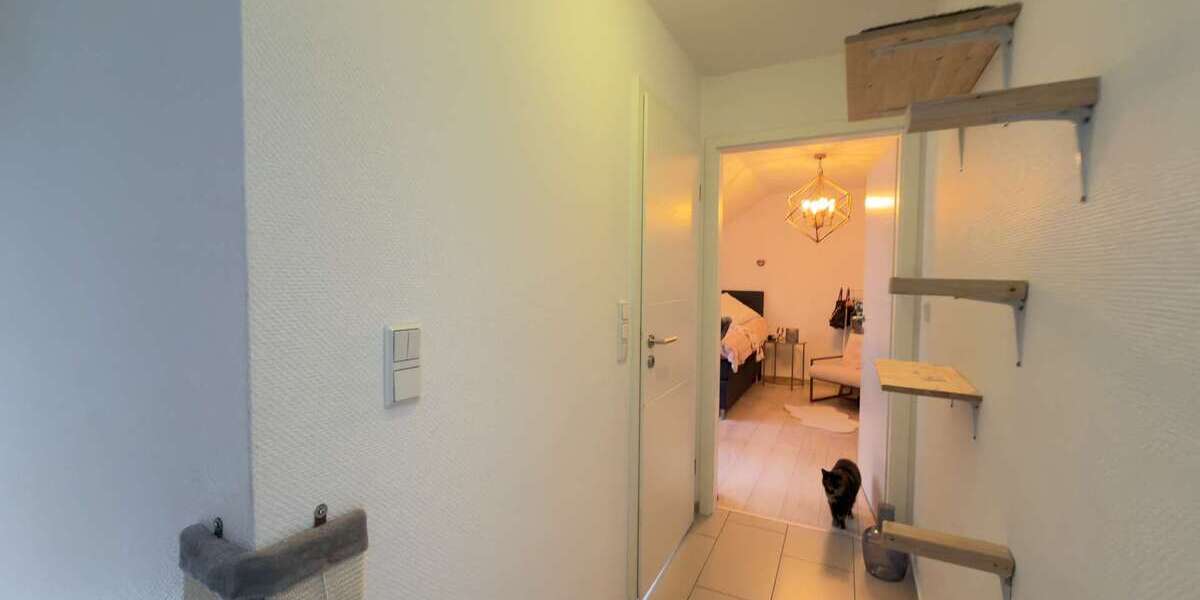 Modernisiertes Reihenhaus mit Wellnessbad, Gäste-WC, Keller & 248 m² Grundstück - Reihenmittelhaus Bönen | Angebot:26613170