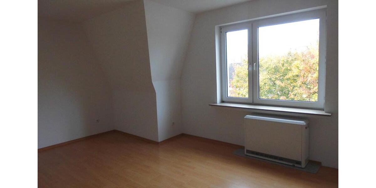 Dachgeschoßwohnung Dortmund Huckarde - 2.5 Zimmer, 50 m&sup2;, 400&euro; | Angebot:26522737