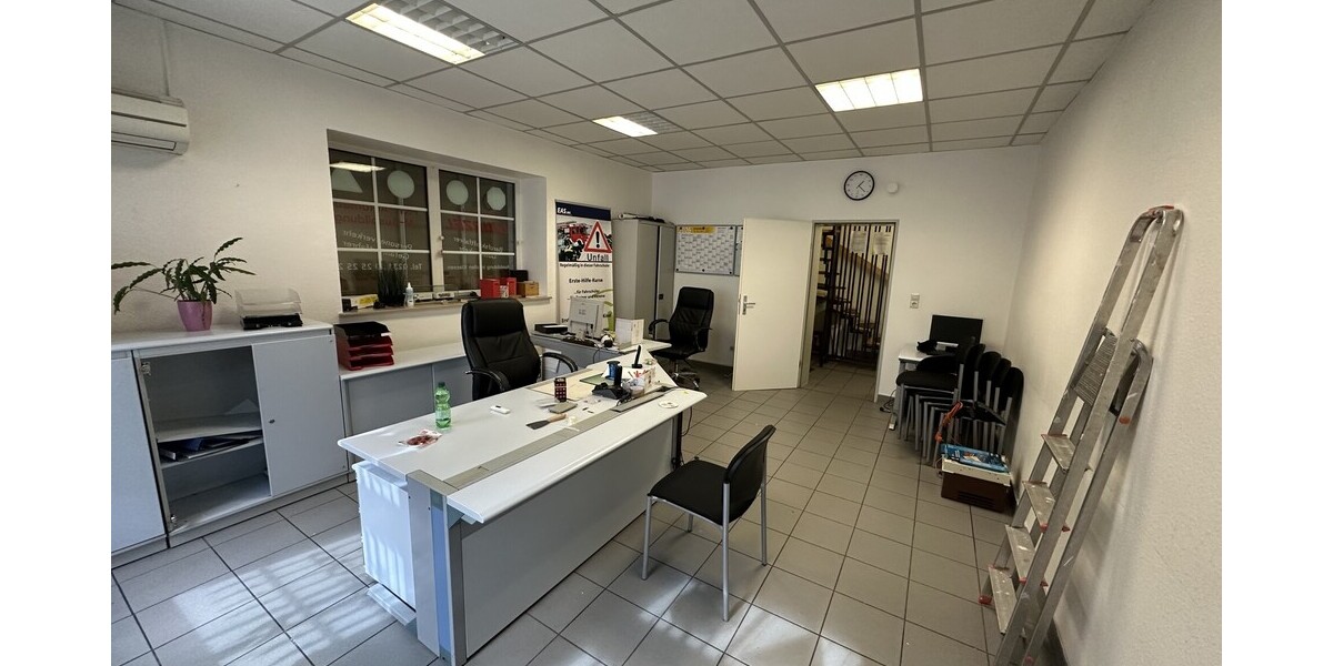 Attraktive Fahrschulfläche in Top-Lage von Dortmund-Brackel - Gewerbeobjekt Dortmund / Brackel Brackel | Angebot:26057671