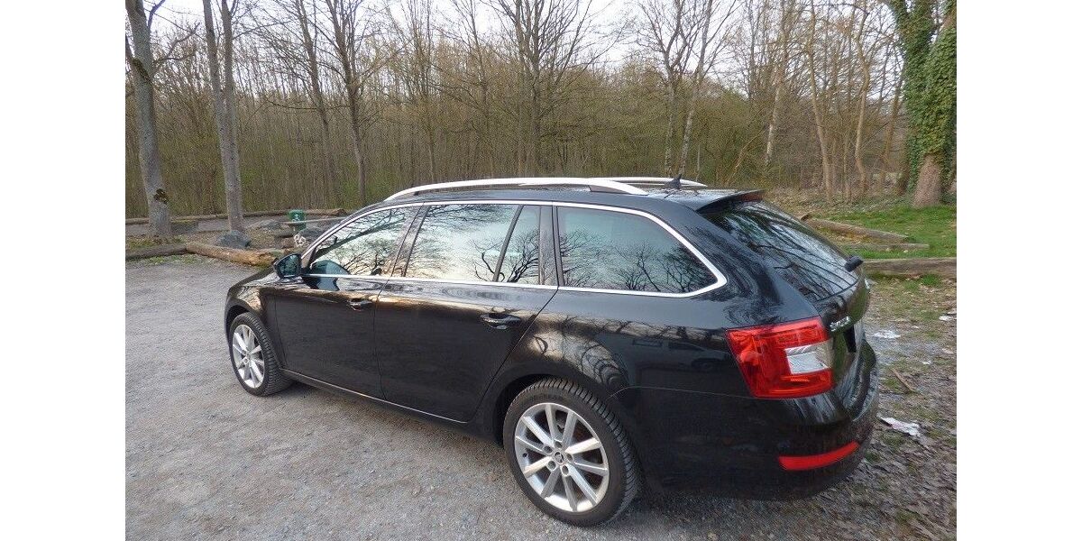 Skoda Octavia 130.572 km 14.700 &euro; Ense 59469