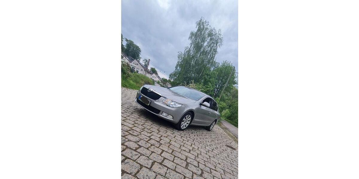 Skoda Superb 200.000 km 5.500 &euro; Nachrodt Wiblingwerde 58769