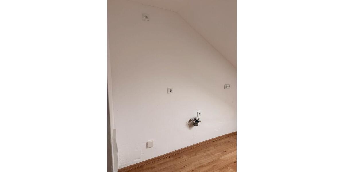 Dachgeschoßwohnung Plettenberg - 2 Zimmer, 60 m&sup2;, 550&euro; | Angebot:25366823