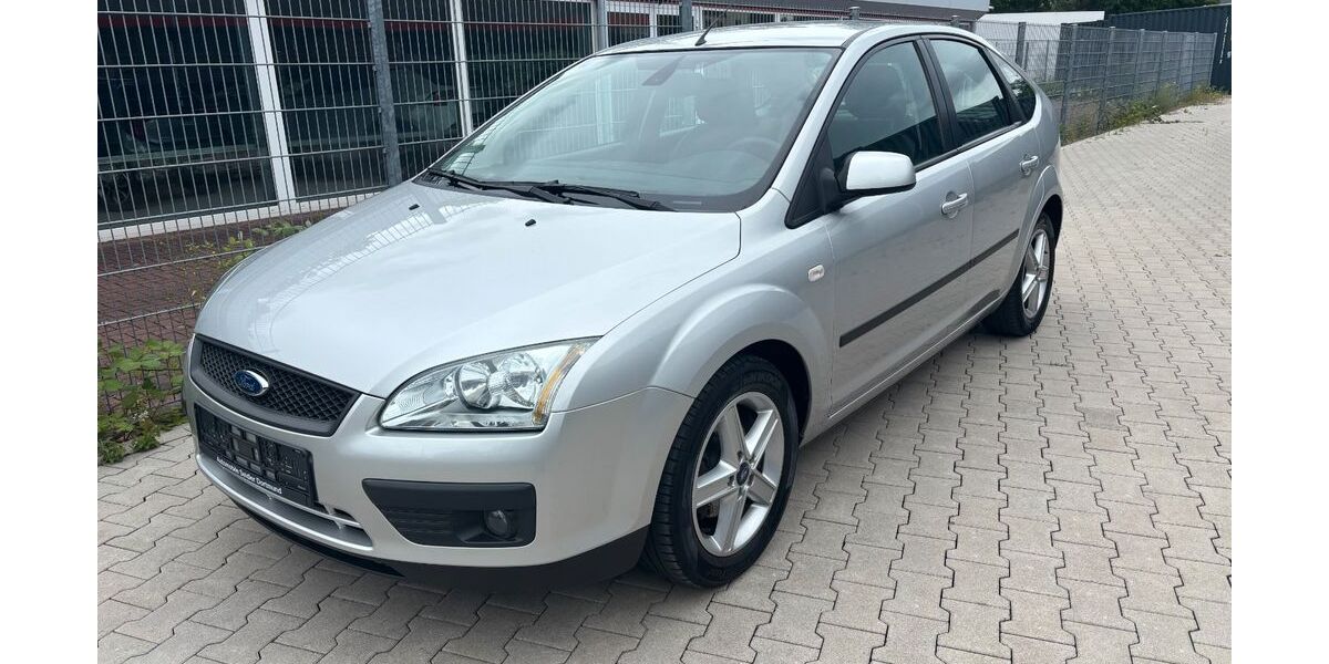 Ford Focus 161.653 km 2.990 &euro; Dortmund 44145