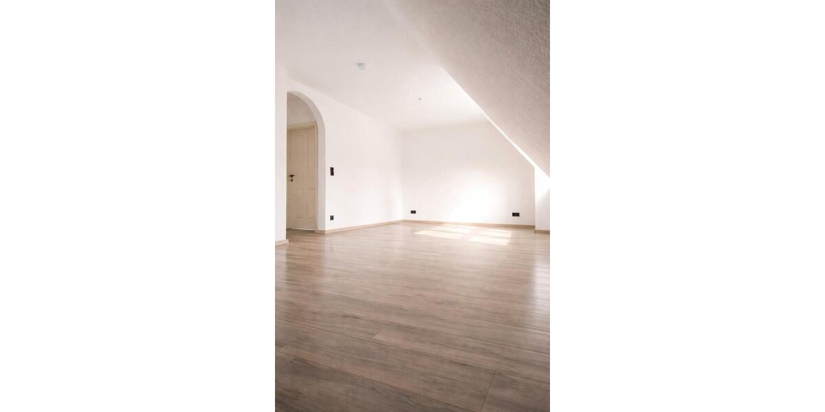 Dachgeschoßwohnung Hemer - 3 Zimmer, 65 m&sup2;, 550&euro; | Angebot:26005065