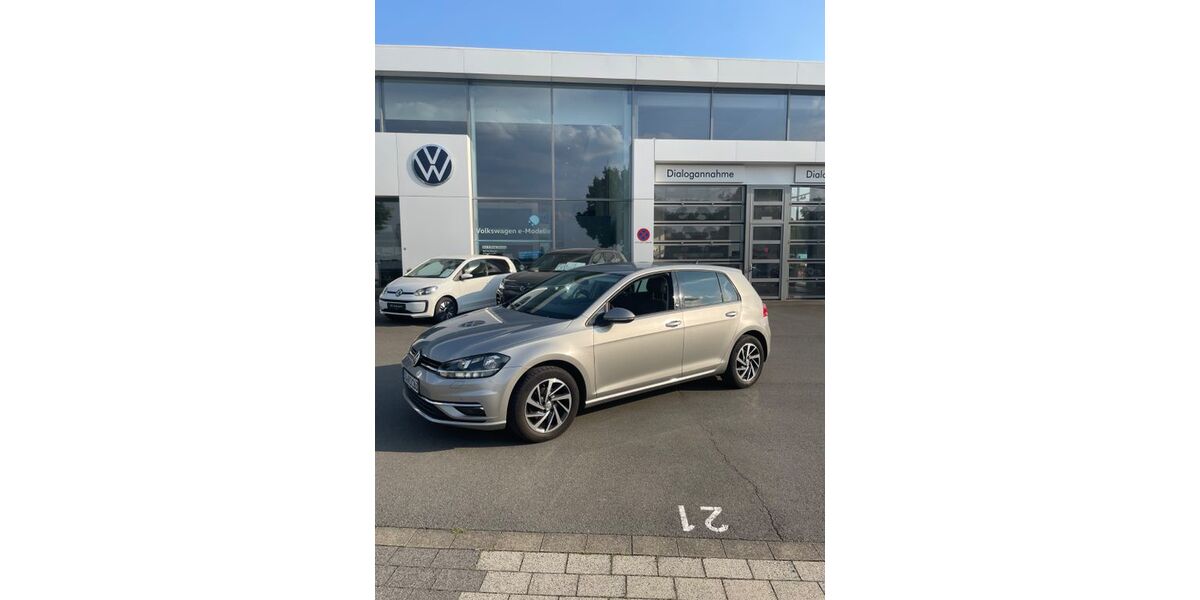 VW Golf 107.000 km 11.900 &euro; Werl 59457